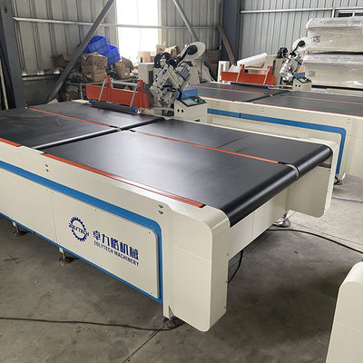 Grueso de costura automático automatizado de la máquina 50-500m m del borde de la cinta del colchón que mueve de un tirón