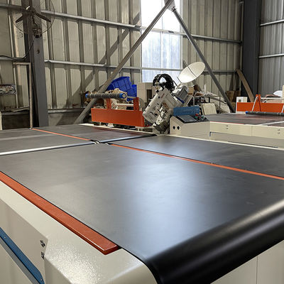 Máquina automática de funcionamiento fácil del borde de la cinta del colchón de ZLT-TE5A que mueve de un tirón para el grueso de costura de los principiantes 50-500m m